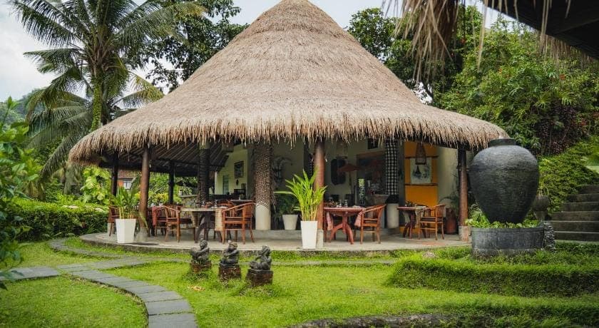 Surya Shanti Villa Bed and Breakfast in Sidemen