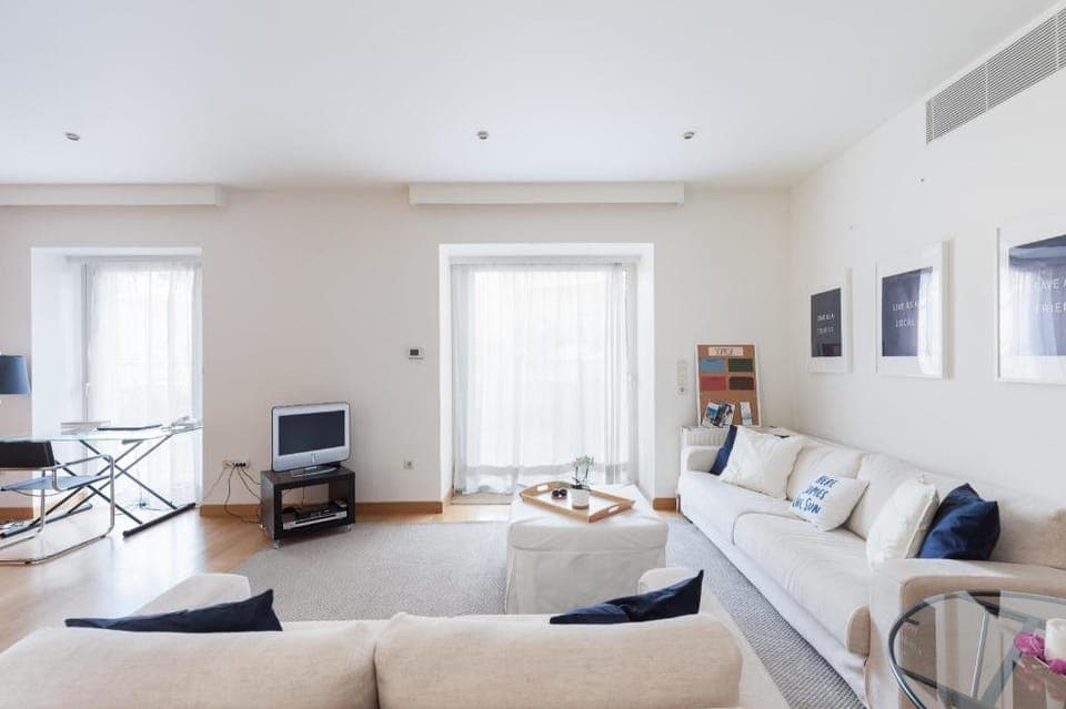 Lux apt w/ Acropolis view Apartment in Plaka