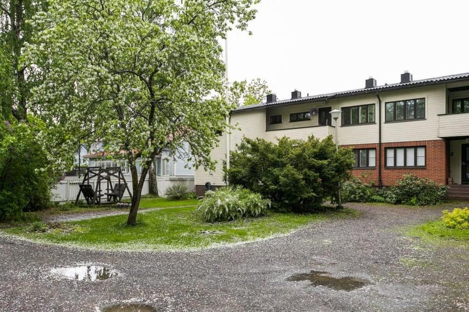 Upea remontoitu huoneisto Naantalin sydämessä Apartment in Finland