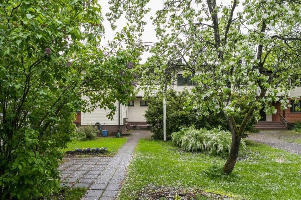 Upea remontoitu huoneisto Naantalin sydämessä Apartment in Finland