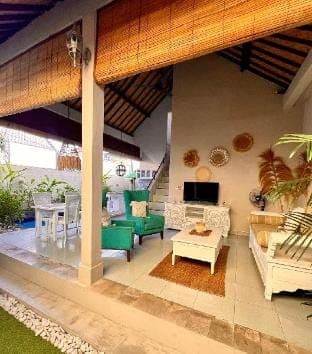 Villa Frangipani - Idyllic 2BR Seminyak Central Villa in Kuta