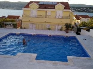 Apartments Villa Moonlight - One Bedroom Apartment with Sea View Balcony Junior Apartment in Okrug Gornji