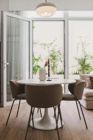 Gran Turia: Premium Apartment with Private Terrace Vacation rental in Valencia
