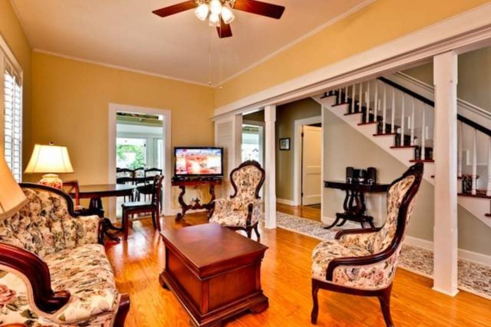Living area.