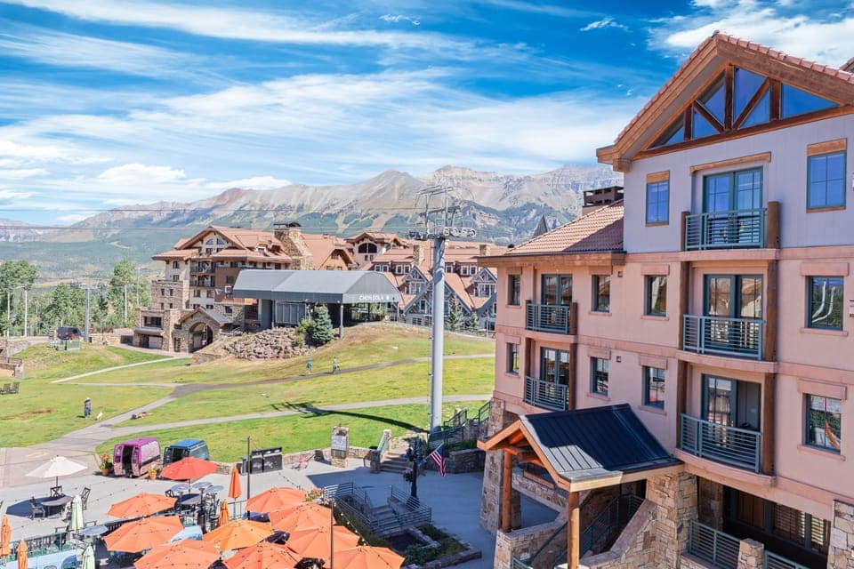 Endless mountain views.