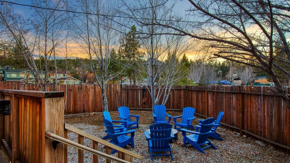 Private firepit lounge area.