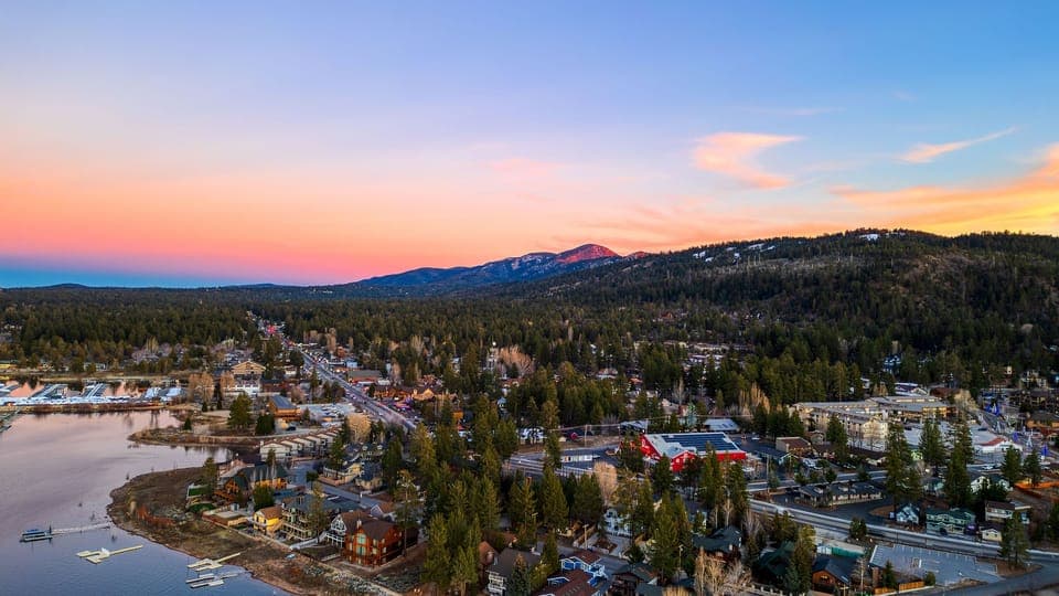 Experience Big Bear, AvantStay style!
