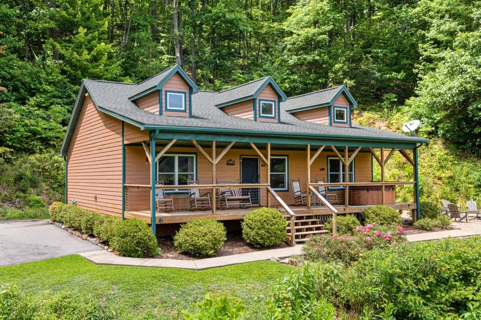 This beautiful home is ready for you & your family to create memories.