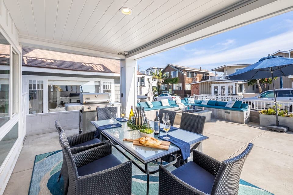 Gorgeous outdoor dining area on the patio.