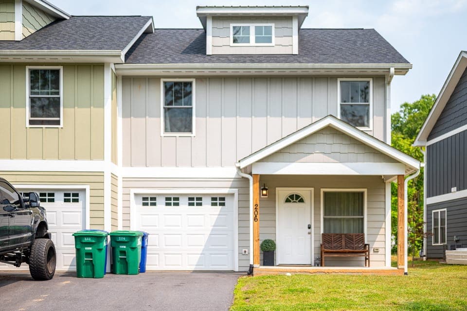 Welcome to your Asheville getaway.