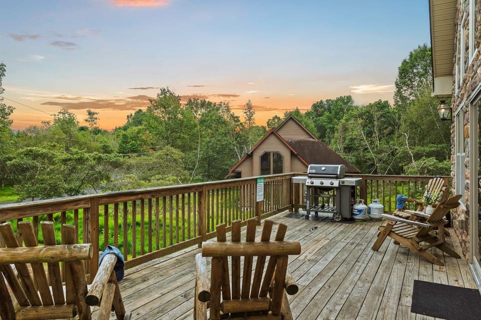 Grill up your favorite meal and take in the scenery.