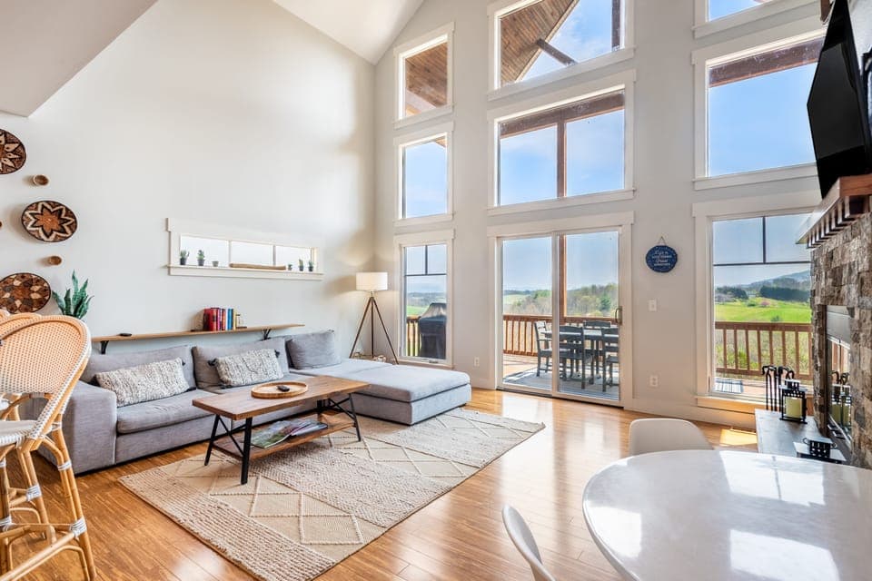 Unwind at Silver Spoon!