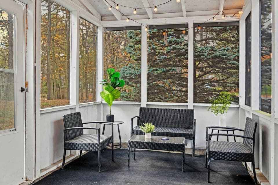 Sunroom.