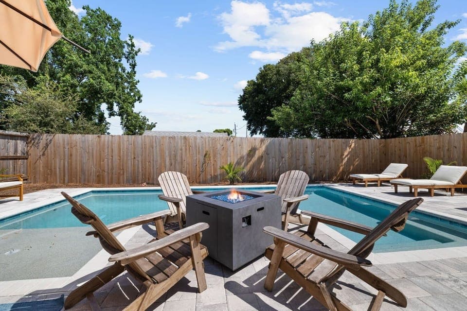 G By The Sea by AvantStay | Bikes, Pool, Fire Pit, Bonfires • Near Pier Park & Beaches House in Sunnyside