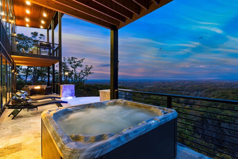 Al fresco dining table with the mountains as a backdrop.