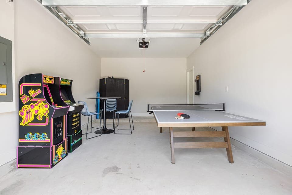 Garage room awaits!