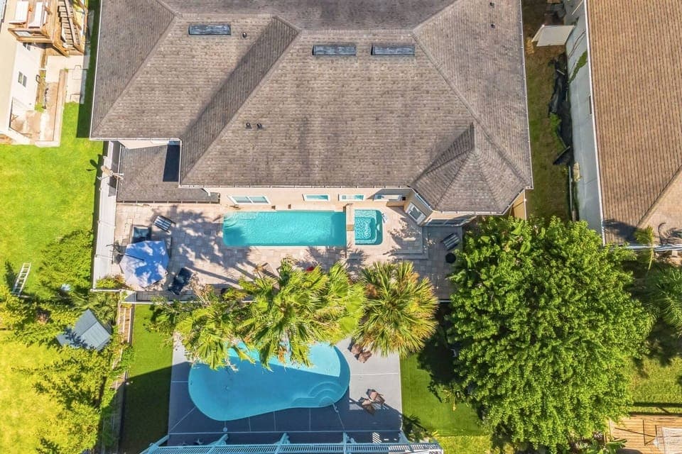 Aerial view of the outdoor amenities.