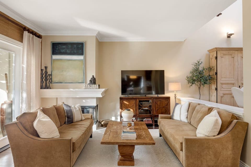 Elevated living area.