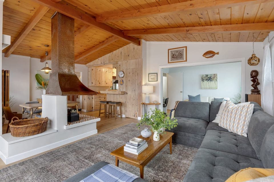 Open space layout.