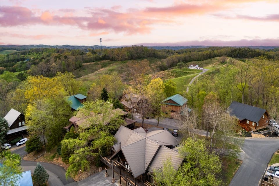 Spacious Pigeon Forge retreat.