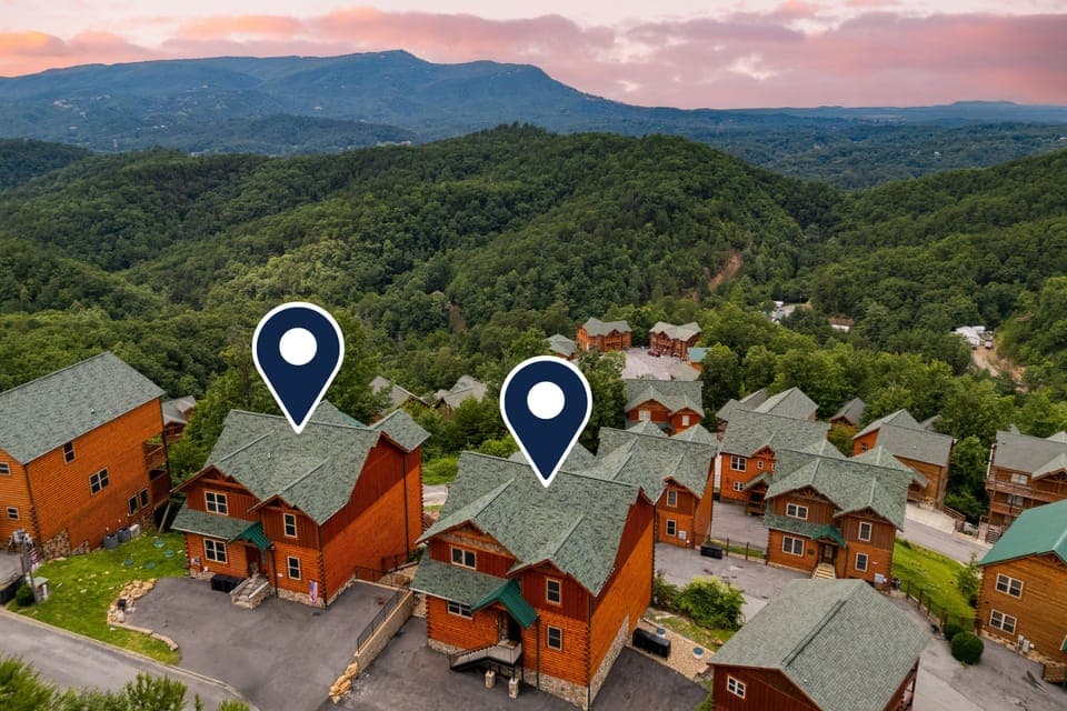 Large windows with stunning mountain views. (Duval)