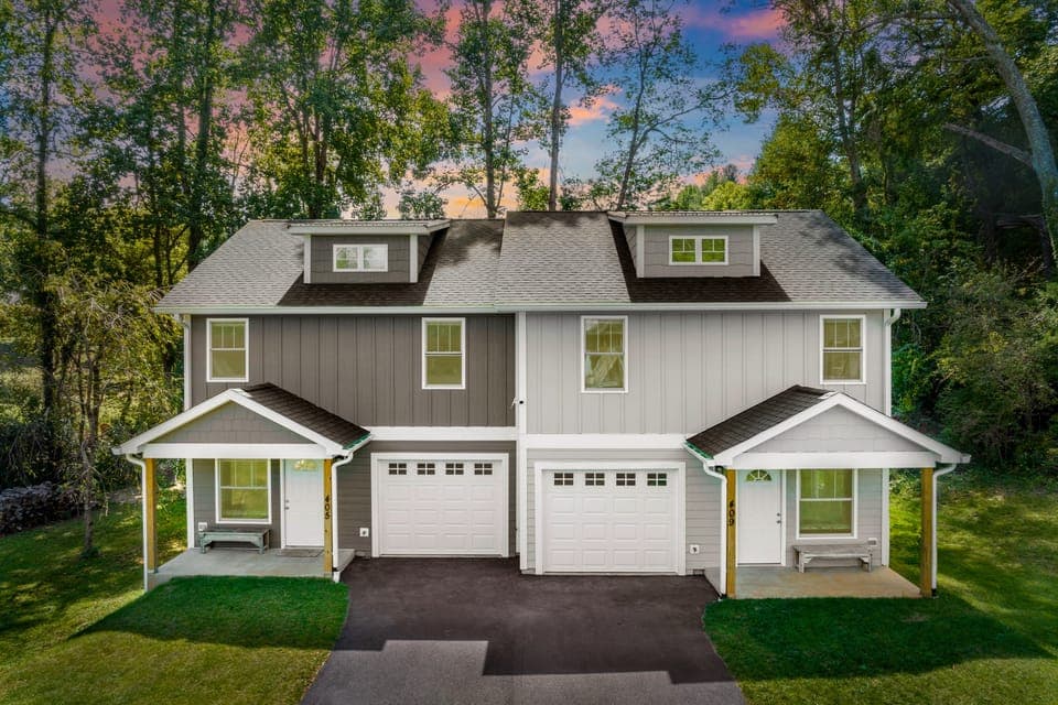 Welcome to Little Sycamore & Cherry Blossom!