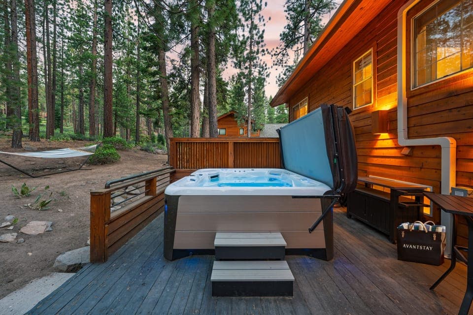 Private hot tub on the deck