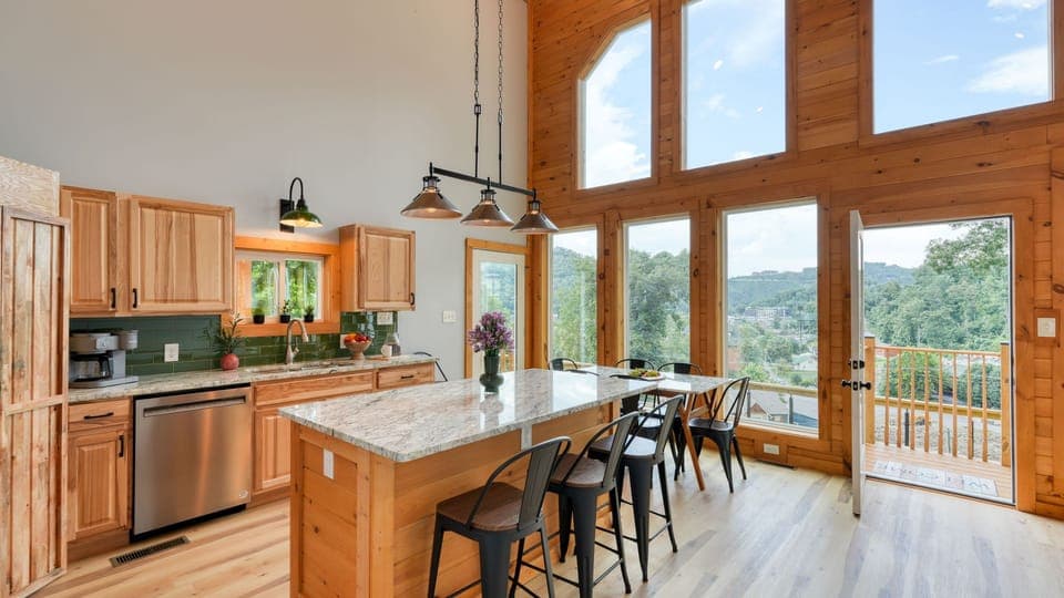 Wide and bright kitchen - whip up some culinary delights! (Perfect Too)