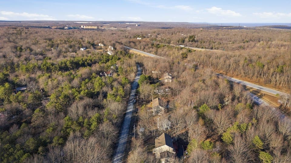 Aerial view of the neighborhood.
