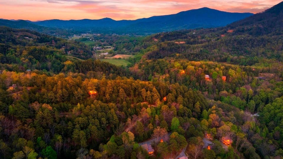 Aerial view of the neighborhood.