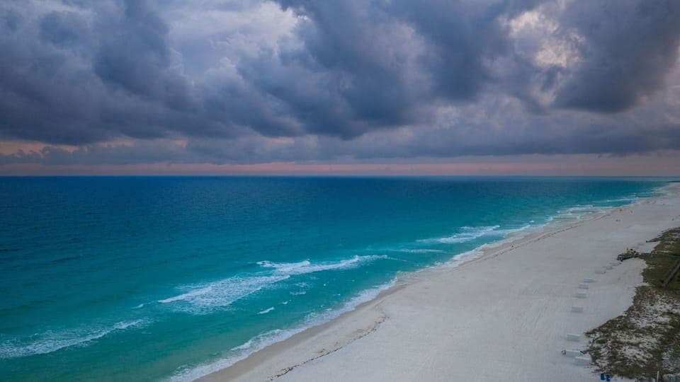 Experience Destin, AvantStay style!