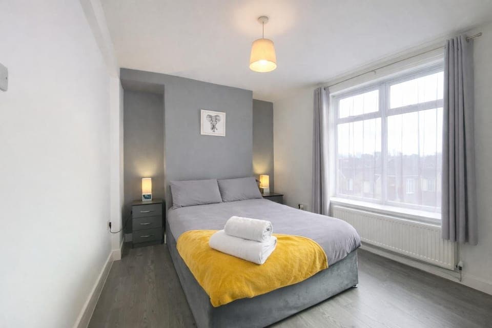 Bed, Bedroom, wardrobe