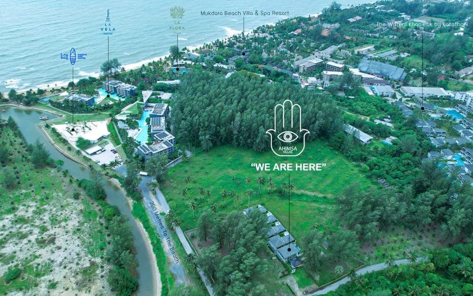 Nearby landmark, Neighbourhood, Natural landscape, Bird's eye view, Street view