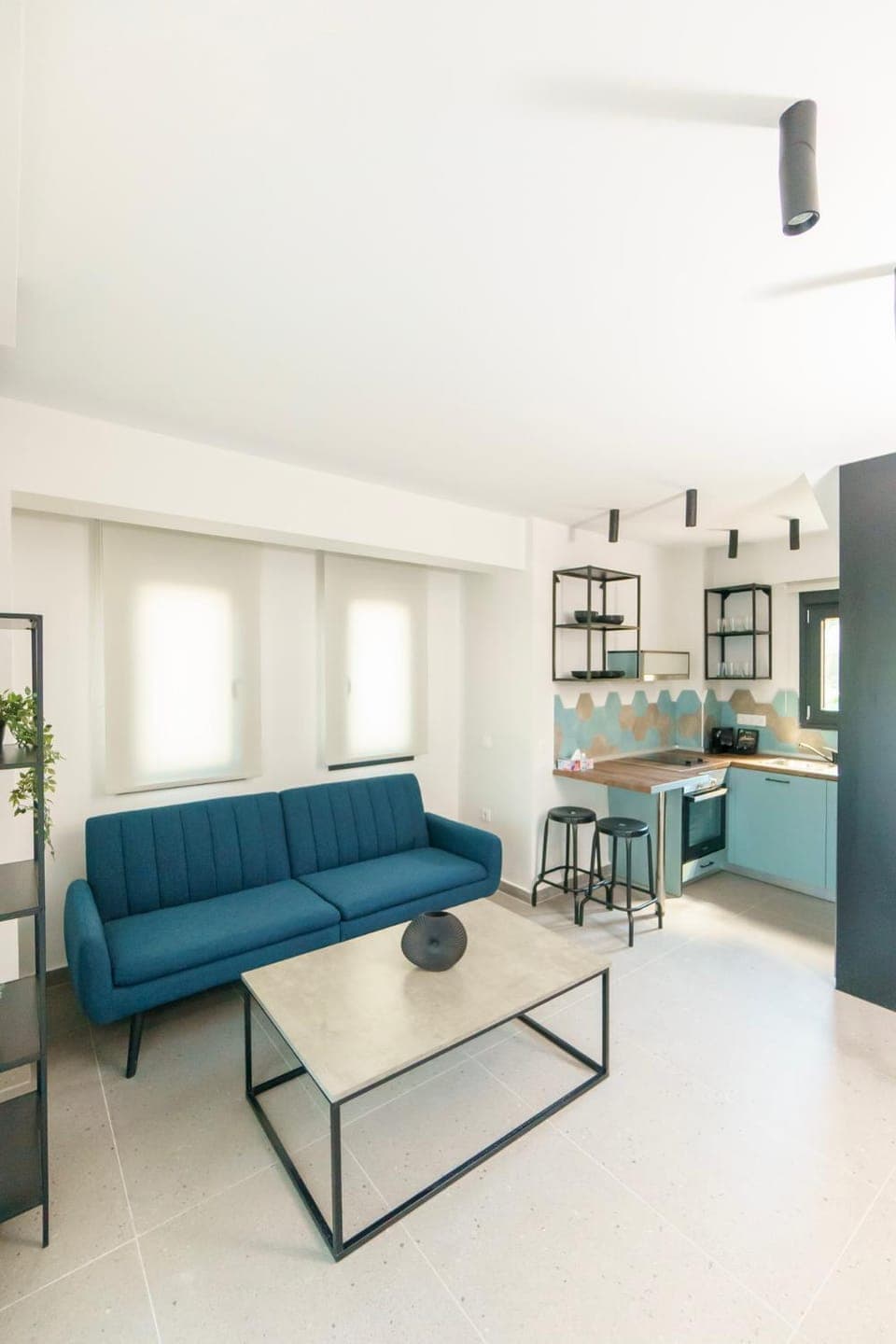 Kitchen or kitchenette, Living room