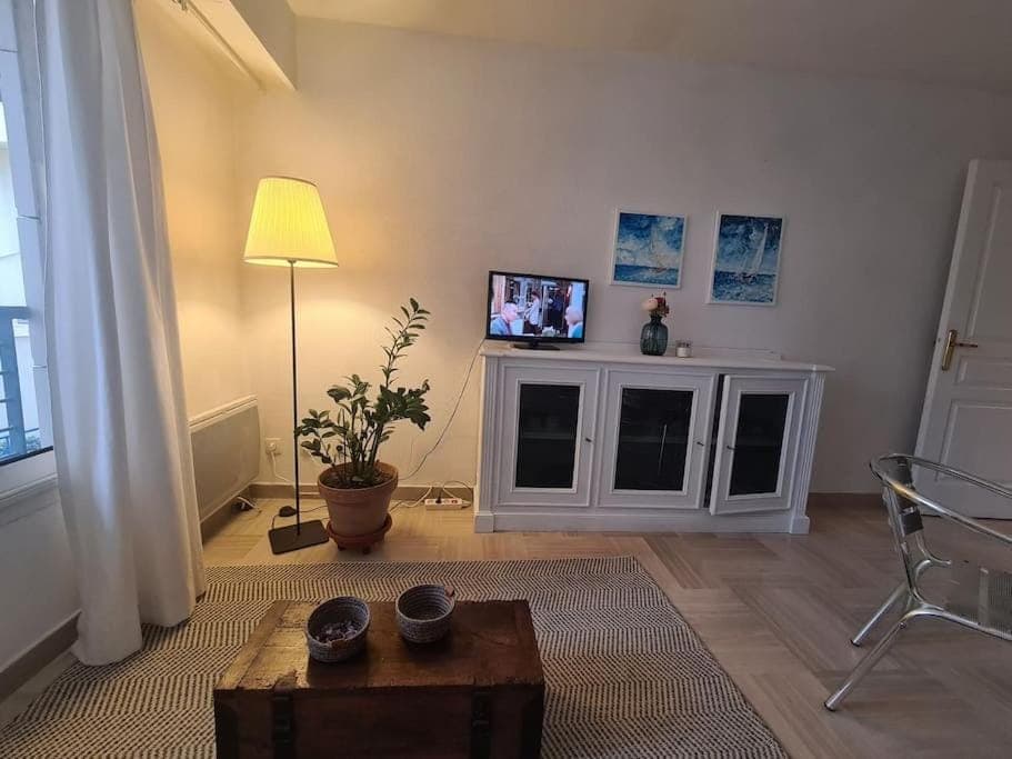 TV and multimedia, Living room