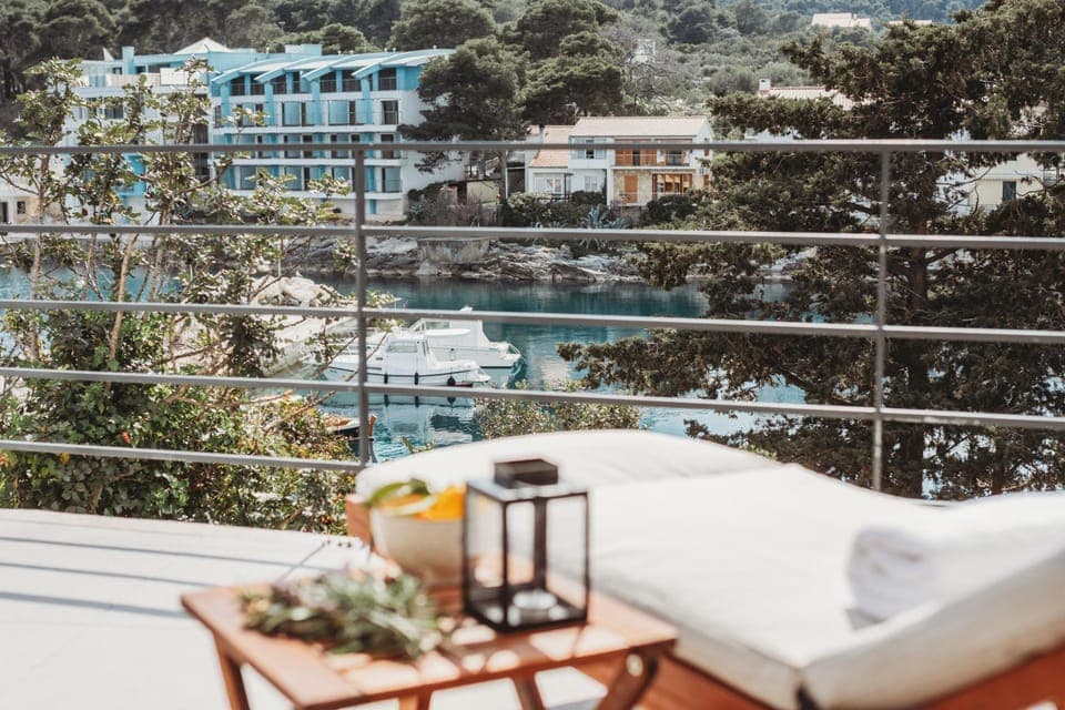SOL luxury residence near the beach with shared heated pool Apartment in Zadar County