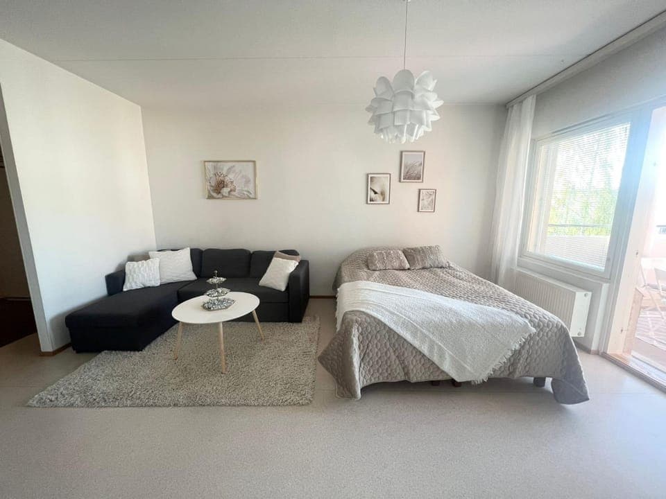 Bed, Balcony/Terrace, Living room, Seating area, Bedroom