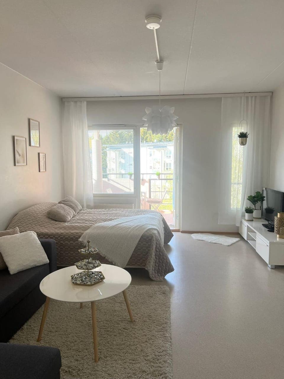 Bed, Balcony/Terrace, Living room, Bedroom