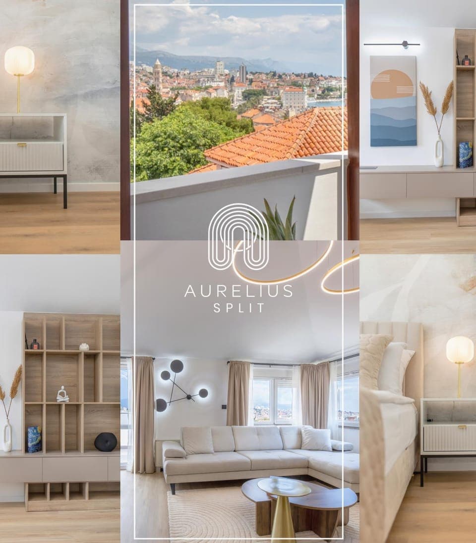 Living room, City view, Sea view