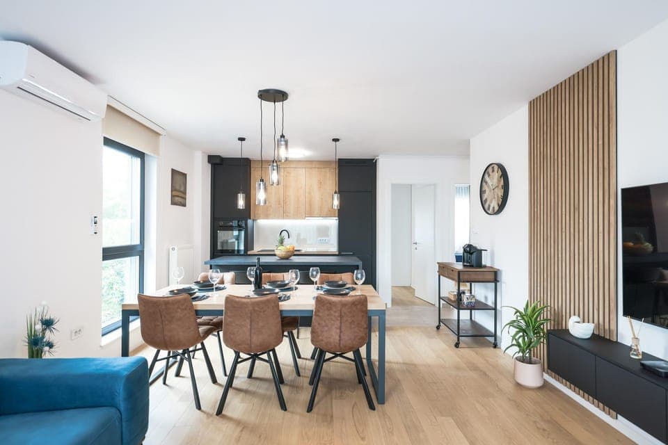 Living room, Dining area, kitchen