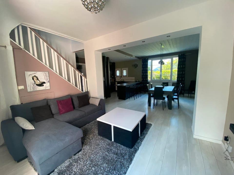 Property building, Living room