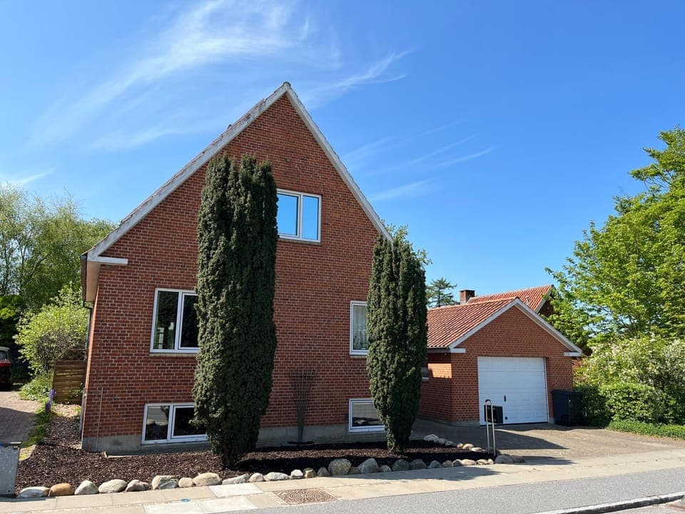 Property building, Parking