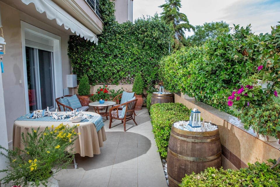 BBQ facilities, Garden, Lobby or reception, Garden view