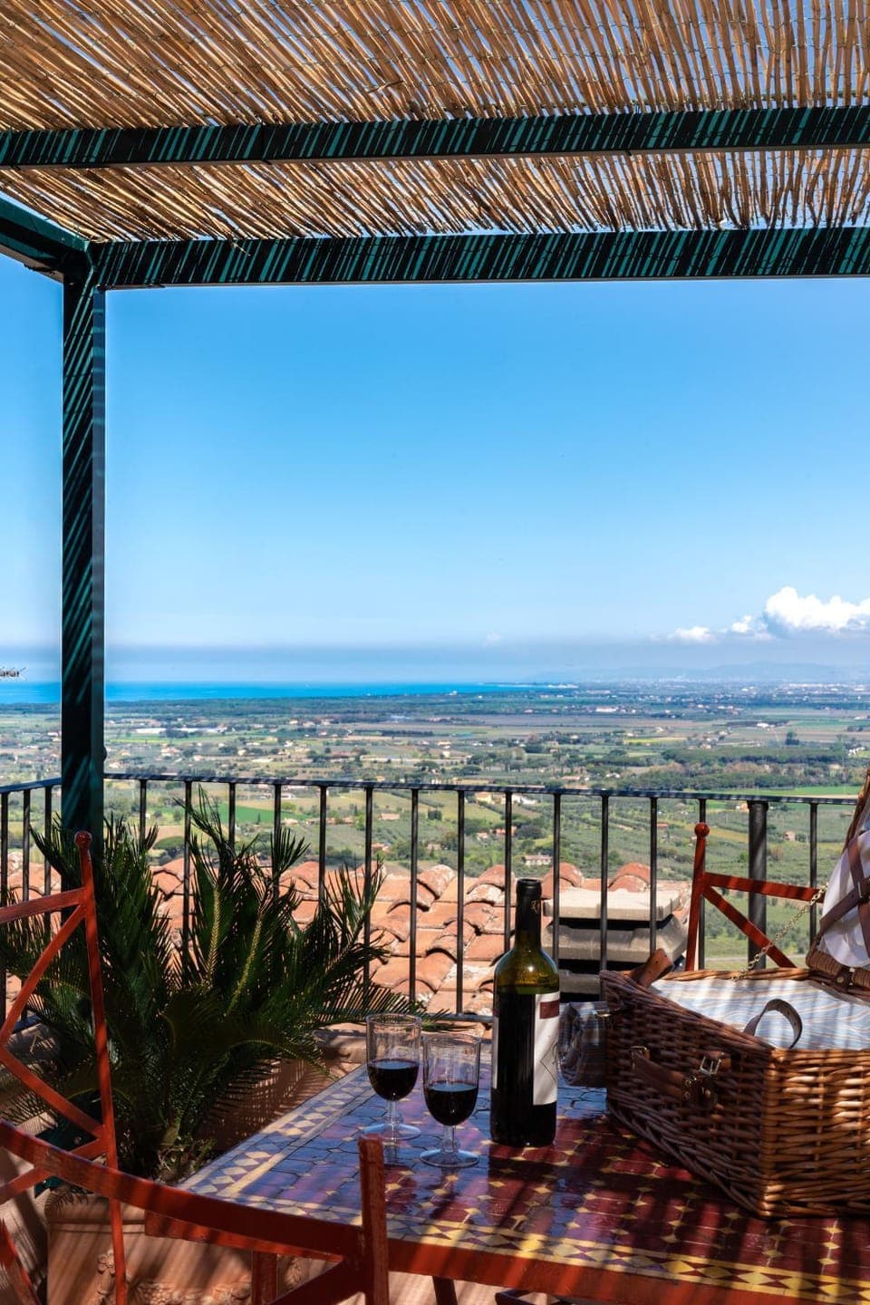 Patio, Day, Natural landscape, View (from property/room), Balcony/Terrace, Sea view