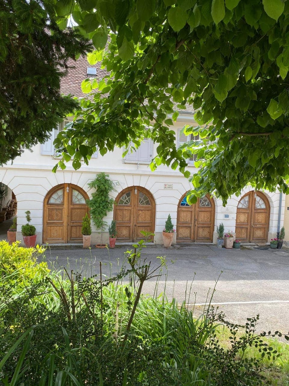 Property building, Facade/entrance