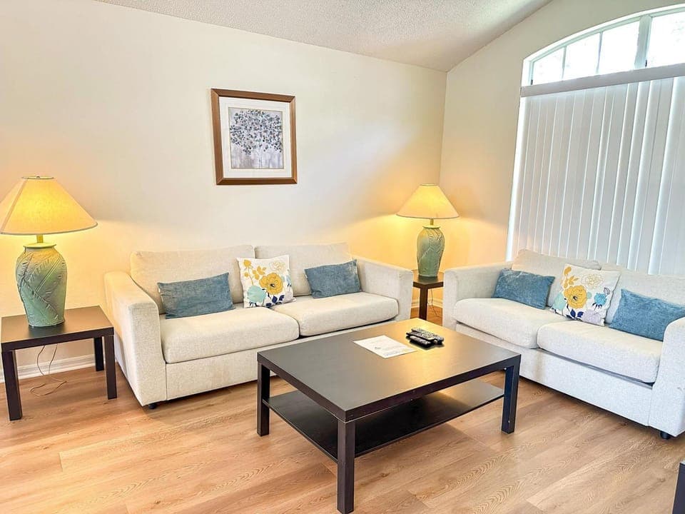 4 bedrooms pool home on Southern Dunes golf course Villa in Haines City