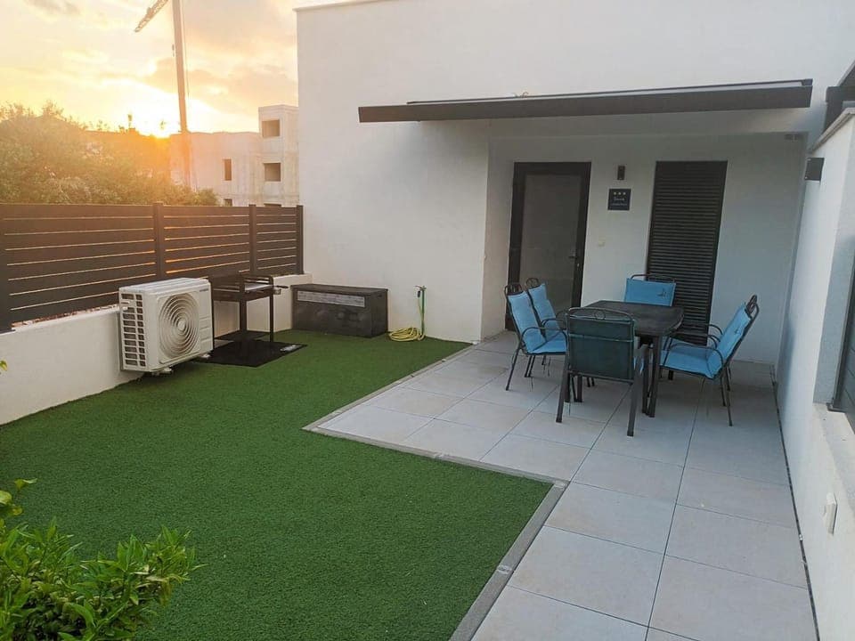 Patio, Garden, Seating area, Garden view