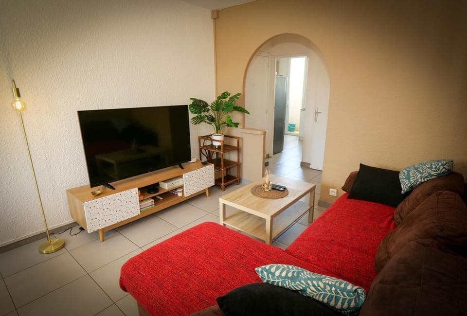 TV and multimedia, Living room, Seating area