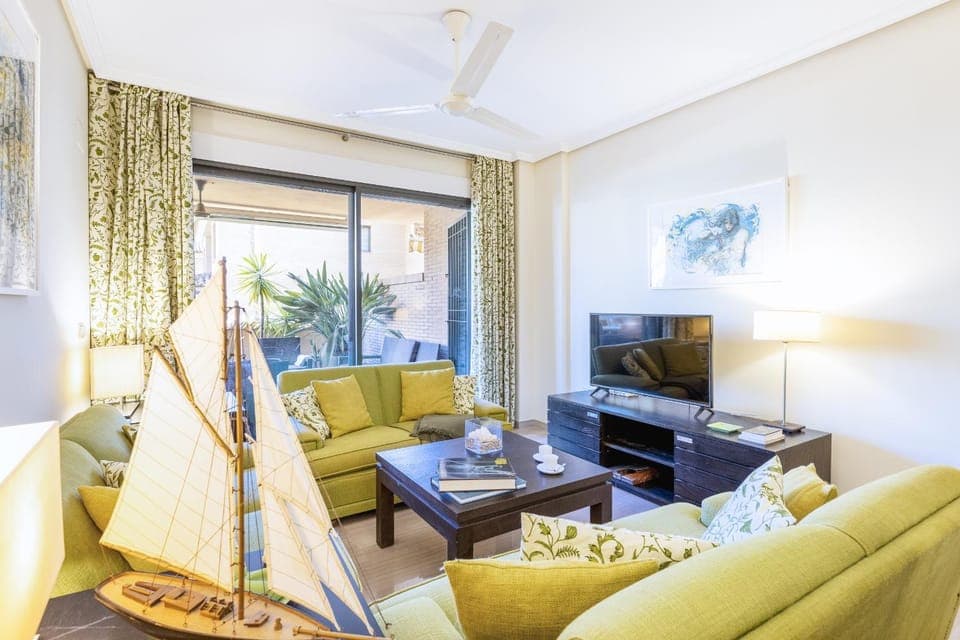 Communal lounge/ TV room, Living room