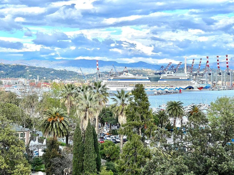 Balcony/Terrace, Garden view, Sea view